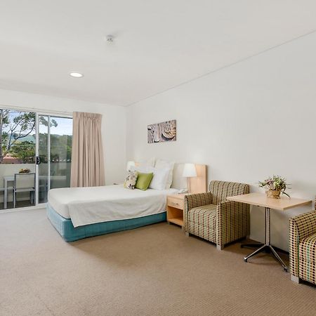 Quality Suites Pioneer Sands Wollongong Exterior photo