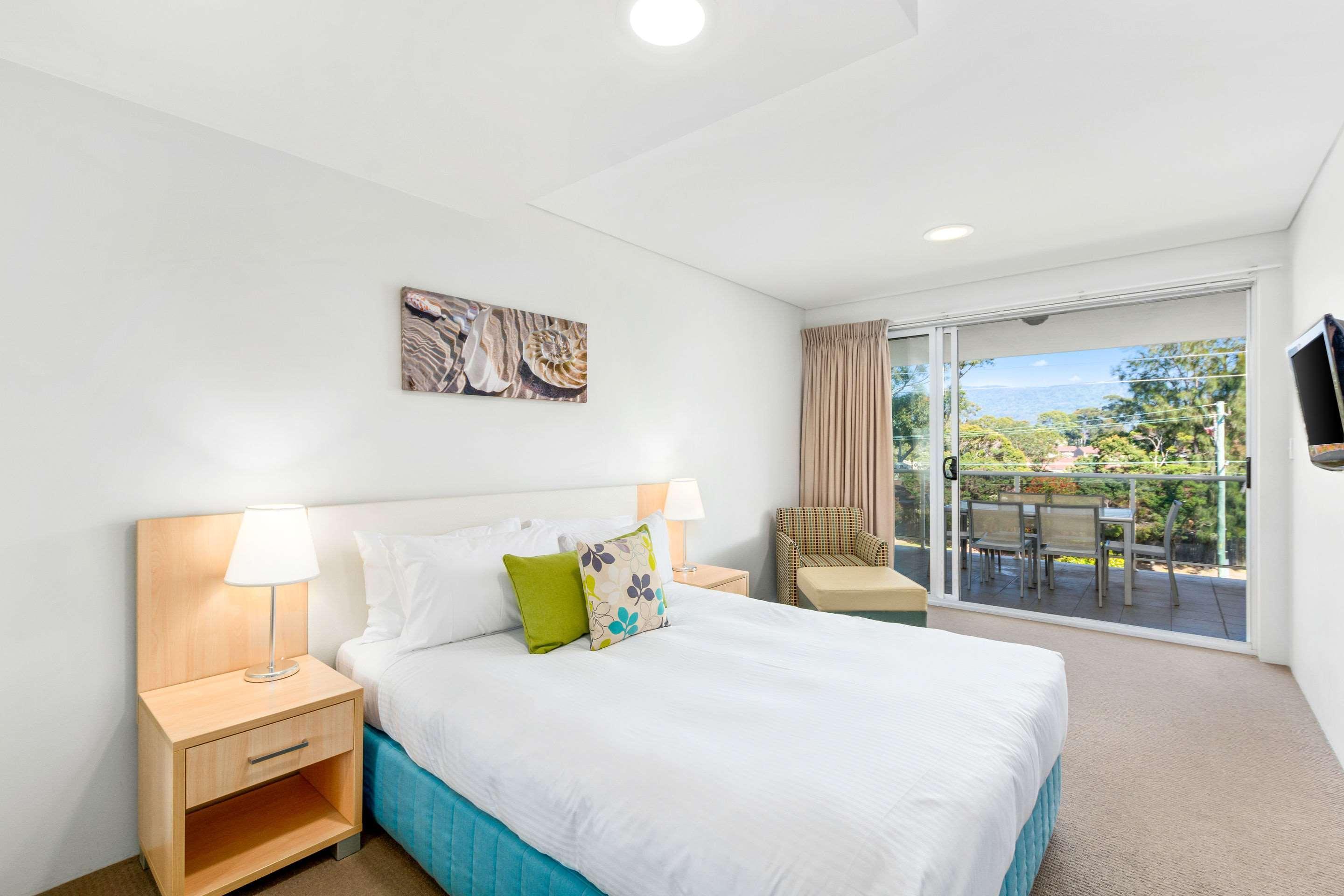 Quality Suites Pioneer Sands Wollongong Exterior photo