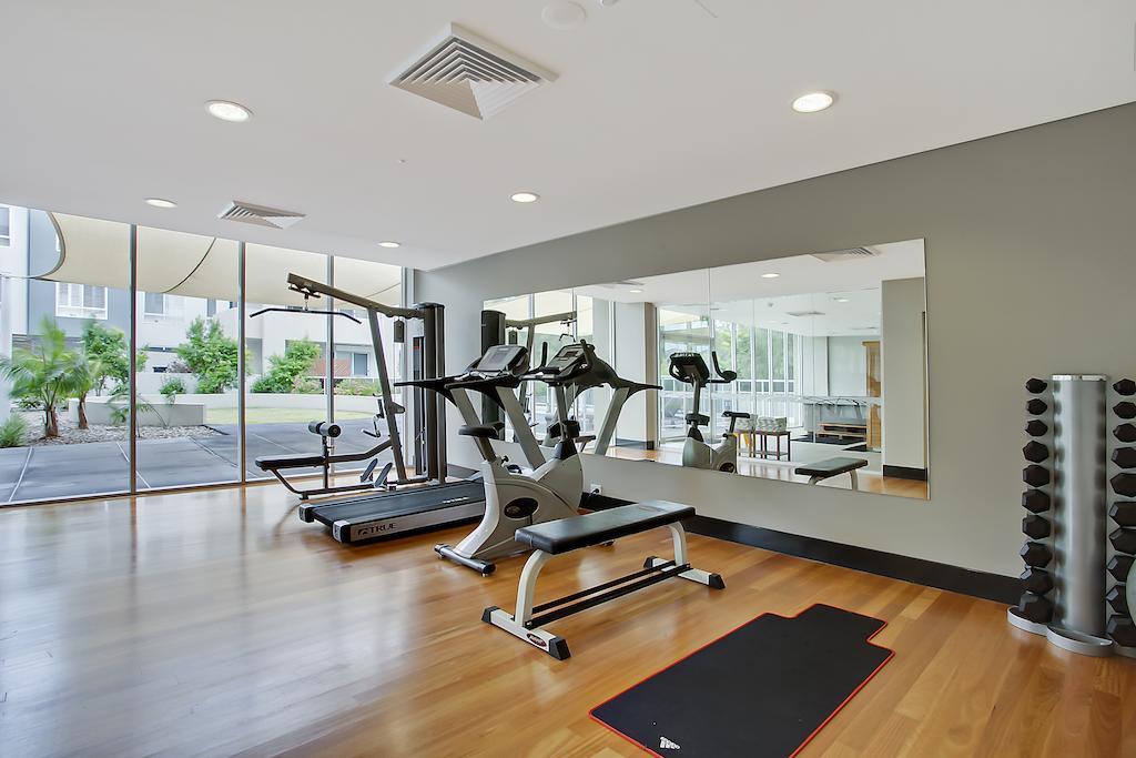 Quality Suites Pioneer Sands Wollongong Exterior photo