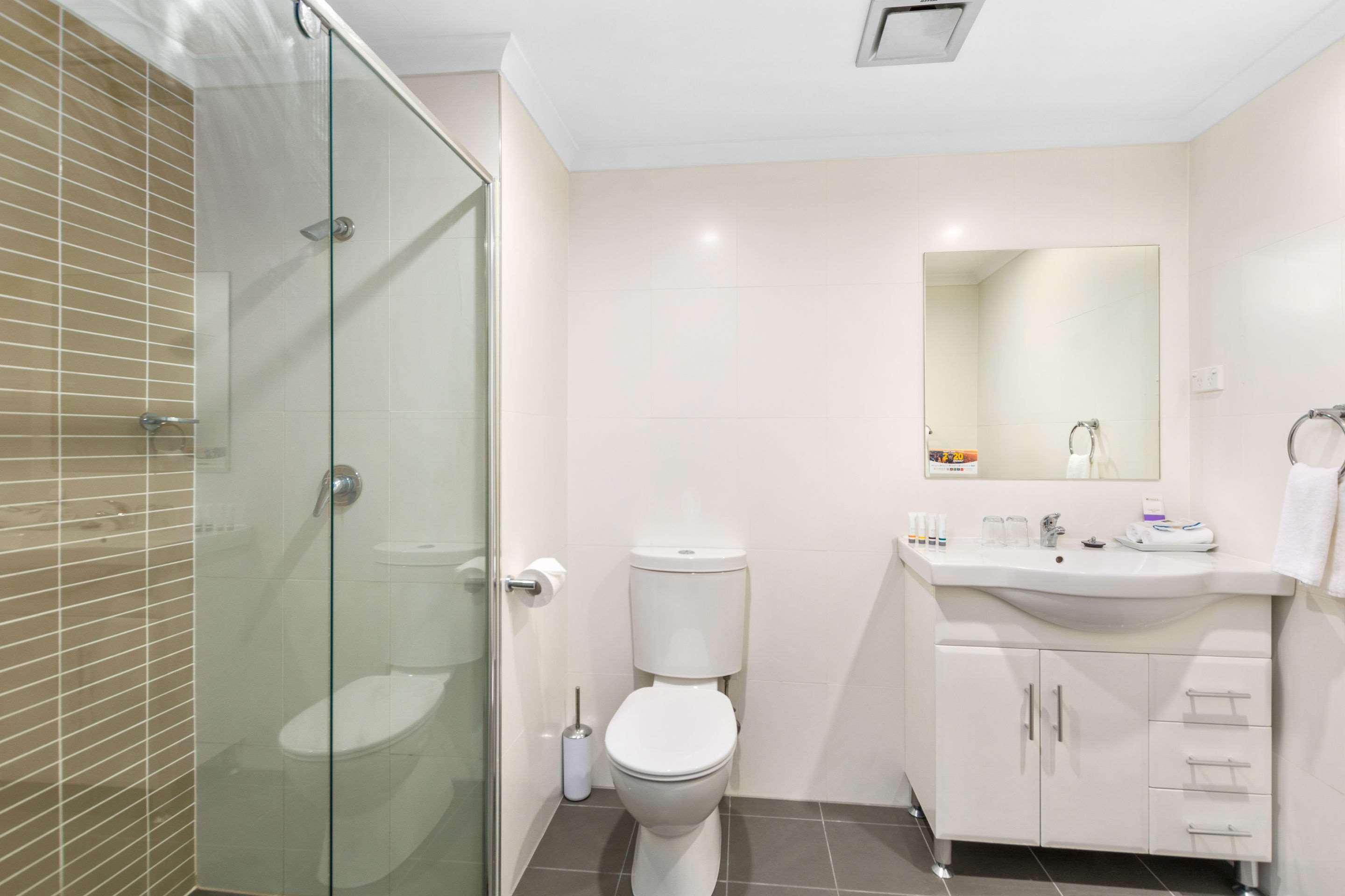 Quality Suites Pioneer Sands Wollongong Exterior photo