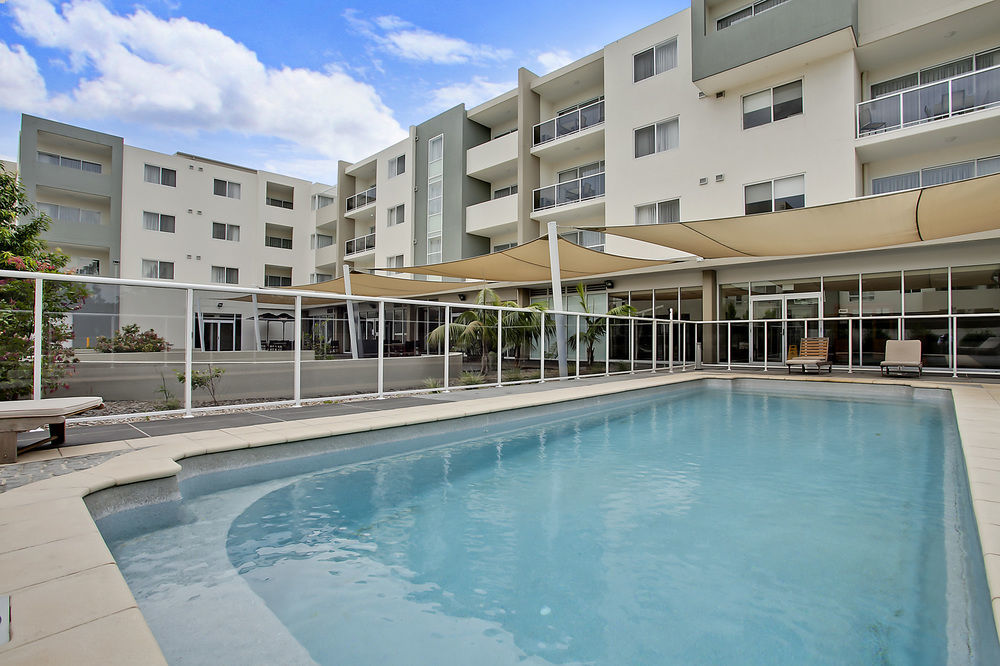 Quality Suites Pioneer Sands Wollongong Exterior photo